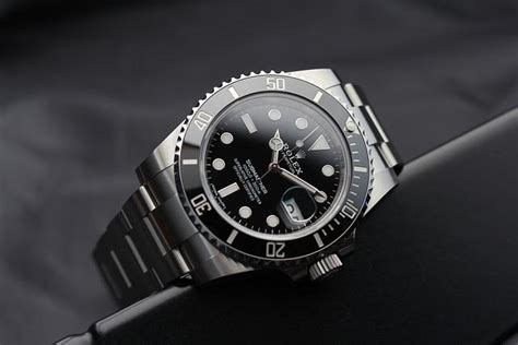 how to adjust time on rolex submariner|rolex submariner self winding.